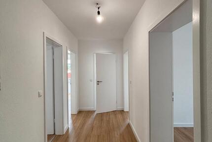 Wohnung Heidenau - 3 Zimmer, 60 m&sup2;, 680&euro; | Angebot:26547160