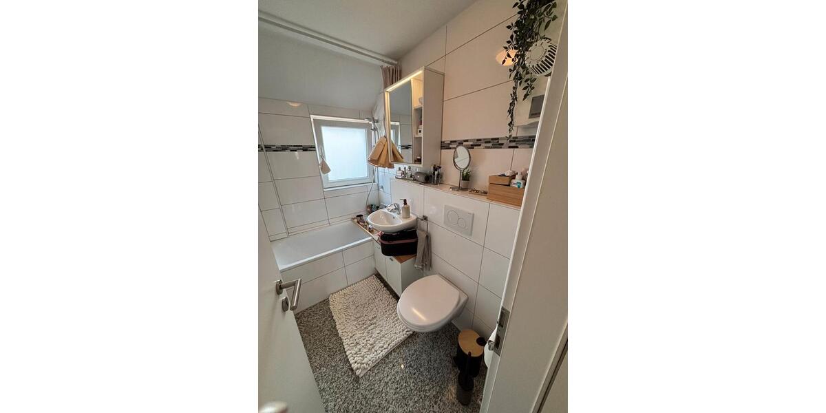 Dachgeschoßwohnung Rheinböllen - 2 Zimmer, 51 m&sup2;, 390&euro; | Angebot:26252042