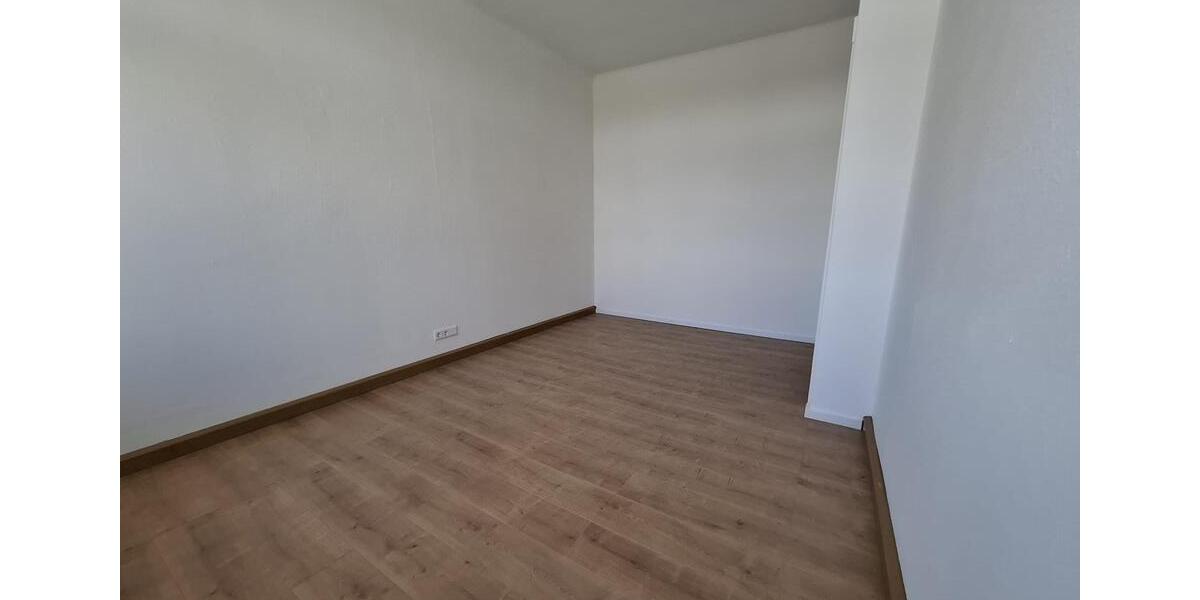 Etagenwohnung Großenhain - 4 Zimmer, 97 m&sup2;, 920&euro; | Angebot:26678298