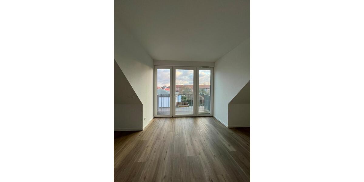 Dachgeschoßwohnung Neustadt in Holstein - 2 Zimmer, 78 m&sup2;, 1.031&euro; | Angebot:23904261