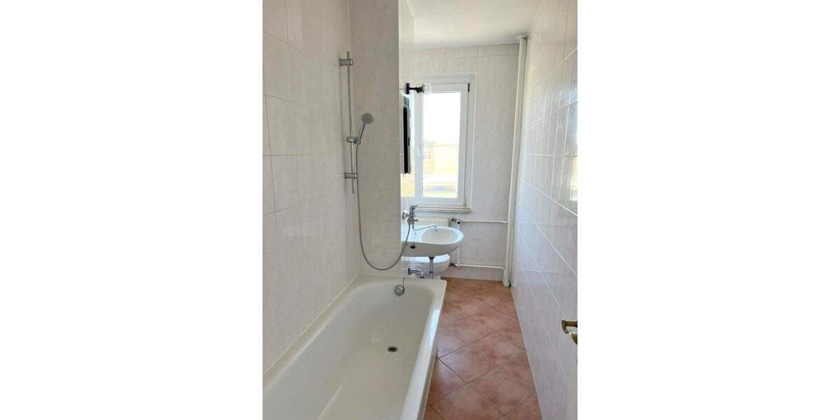 Etagenwohnung Bad Düben Weinbergshäuser - 4 Zimmer, 70 m&sup2;, 494&euro; | Angebot:25718920