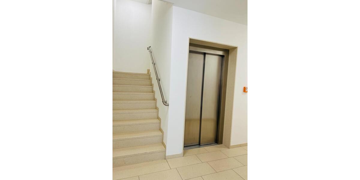 Erdgeschoßwohnung Bonn Friesdorf - 3 Zimmer, 81 m&sup2;, 1.890&euro; | Angebot:26674344