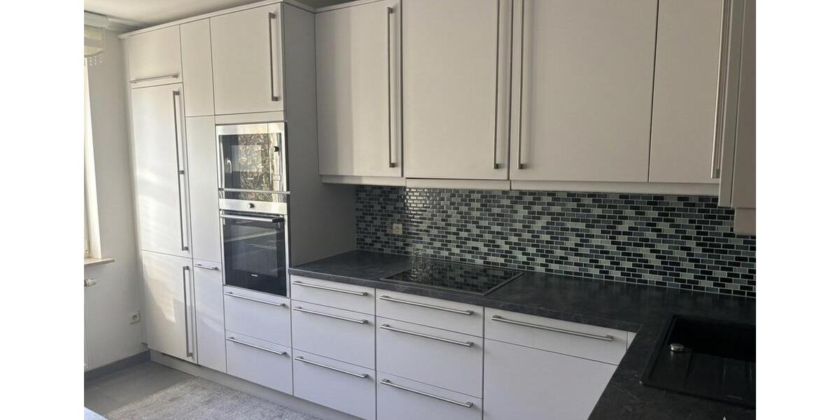 Etagenwohnung Hilchenbach - 3 Zimmer, 95 m&sup2;, 1.200&euro; | Angebot:26278498