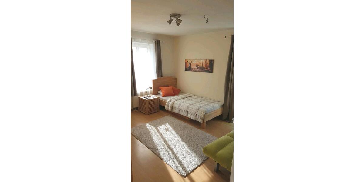 Wohnen auf Zeit Olching - 2 Zimmer, 33 m&sup2;, 690&euro; | Angebot:25086320