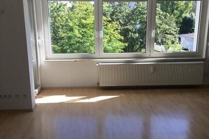Schöne, ruhige 3 Zimmer-Whg. mit Südbalkon in Göttinger Südstadt 3 zimmer