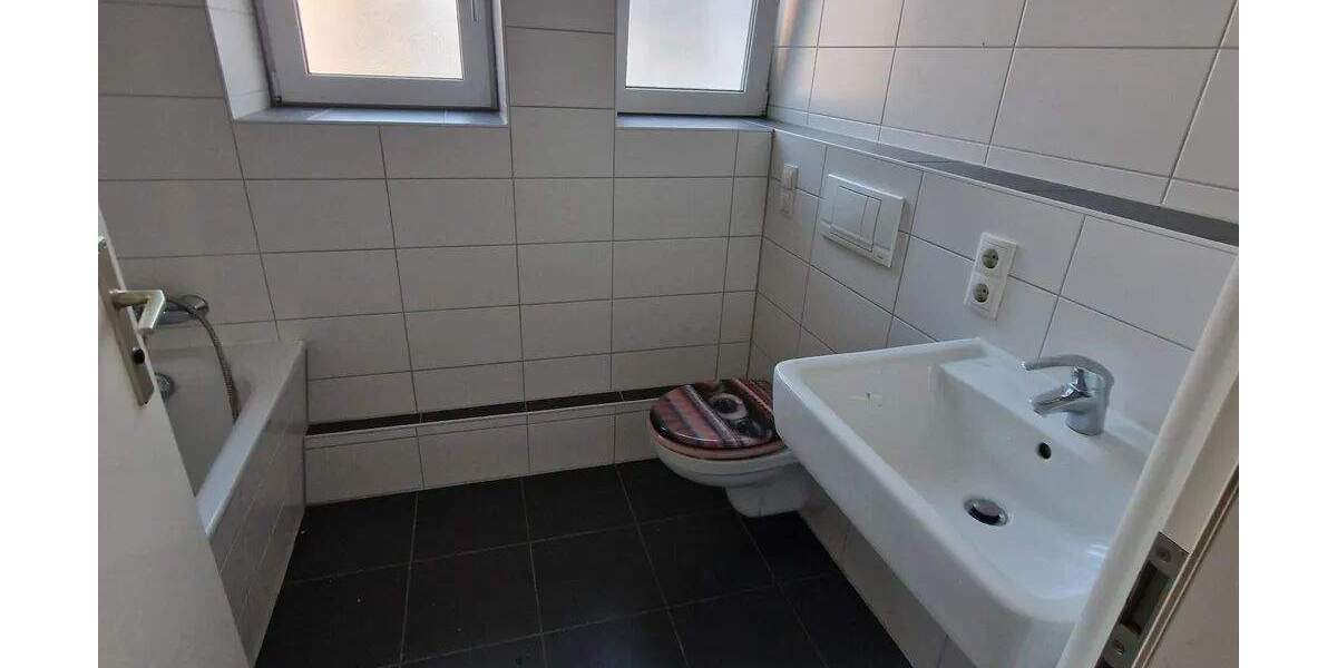 Etagenwohnung Berlin Spandau - 4 Zimmer, 85 m&sup2;, 815&euro; | Angebot:26725980