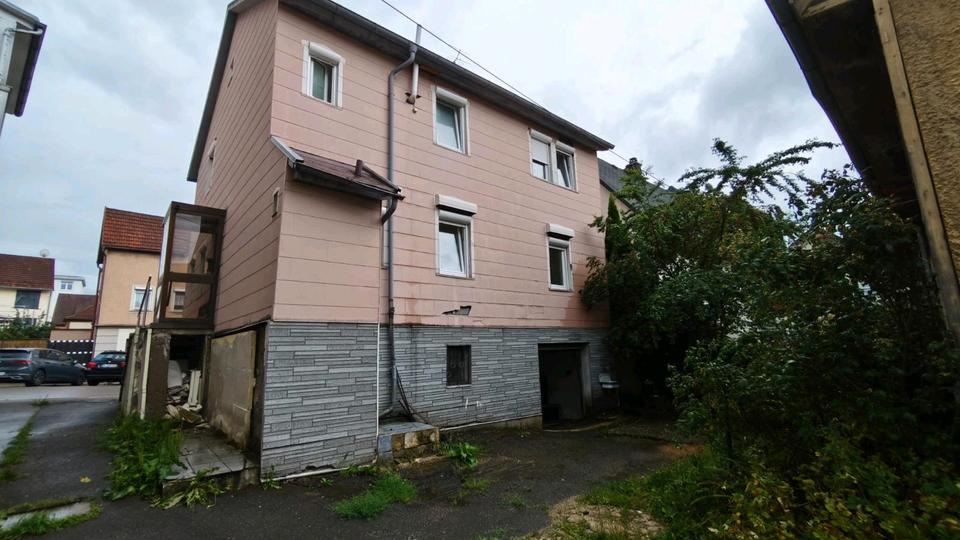 Einfamilienhaus Albstadt Gemarkung Onstmettingen - 2 Zimmer, 130 m&sup2;, 1.100&euro; | Angebot:26592163