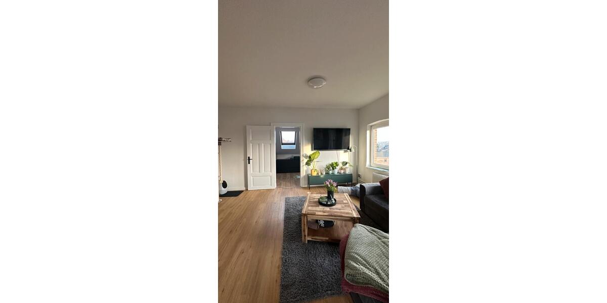 Dachgeschoßwohnung Neumünster Brachenfeld/Ruthenberg - 3 Zimmer, 70 m&sup2;, 755&euro; | Angebot:24608901
