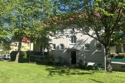 Ideale Familien-Wohlfühlwohnung mit Balkon in ruhiger und grüner Umgebung! 4 zimmer