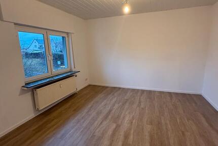 Wohnung Weyerbusch - 4 Zimmer, 90 m&sup2;, 720&euro; | Angebot:24974273