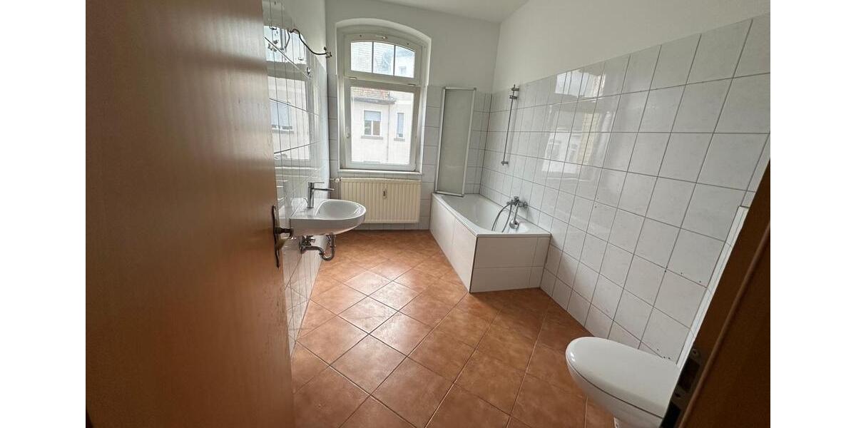 Etagenwohnung Bitterfeld-Wolfen Bitterfeld - 2 Zimmer, 60 m&sup2;, 592&euro; | Angebot:26518996