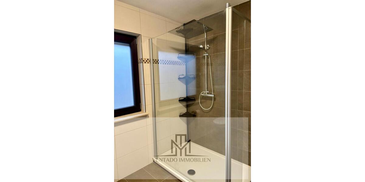 Doppelhaushälfte Rosbach vor der Höhe - 6 Zimmer, 170 m&sup2;, 2.000&euro; | Angebot:23902594