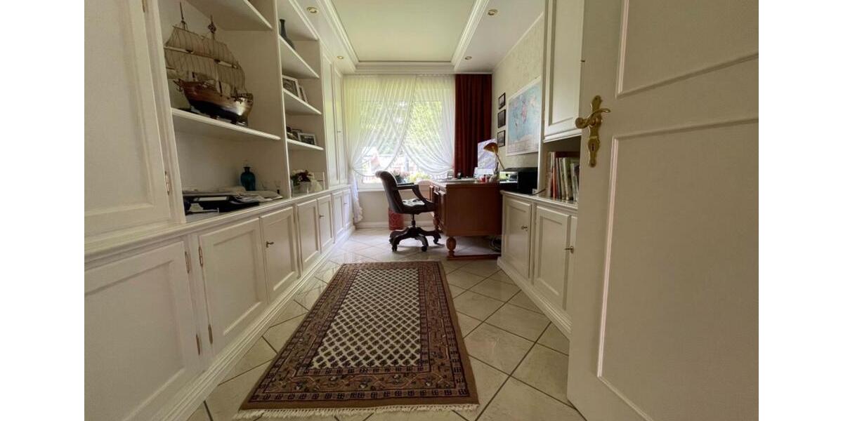 Einfamilienhaus Husum - 7 Zimmer, 181 m&sup2;, 1.850&euro; | Angebot:26563609