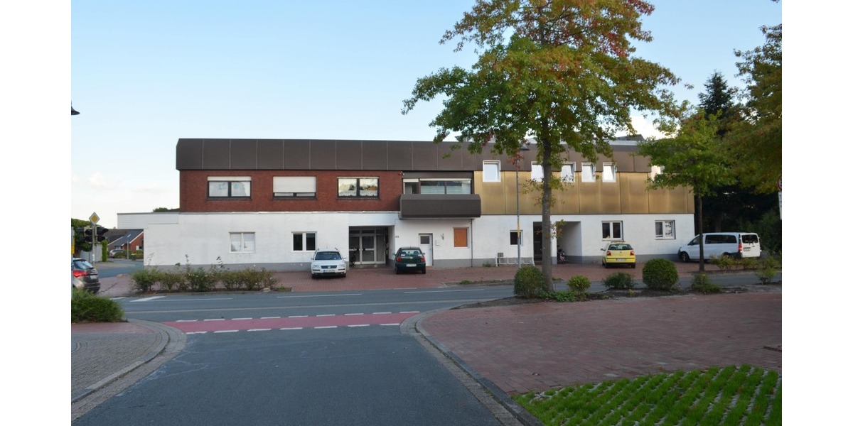 ***Geräumige 3-Zimmer-Wohnung mit eigener Auffahrt und Stellplatz sowie Garten - ideal für die kleine Familie*** - Erdgeschoßwohnung Saterland Strücklingen | Angebot:24990789