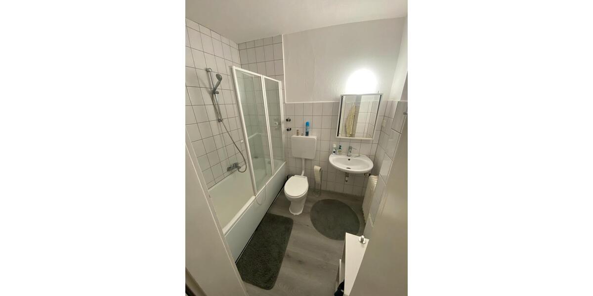 Erdgeschoßwohnung Karlsruhe Südstadt - 1 Zimmer, 83 m&sup2;, 675&euro; | Angebot:26654980