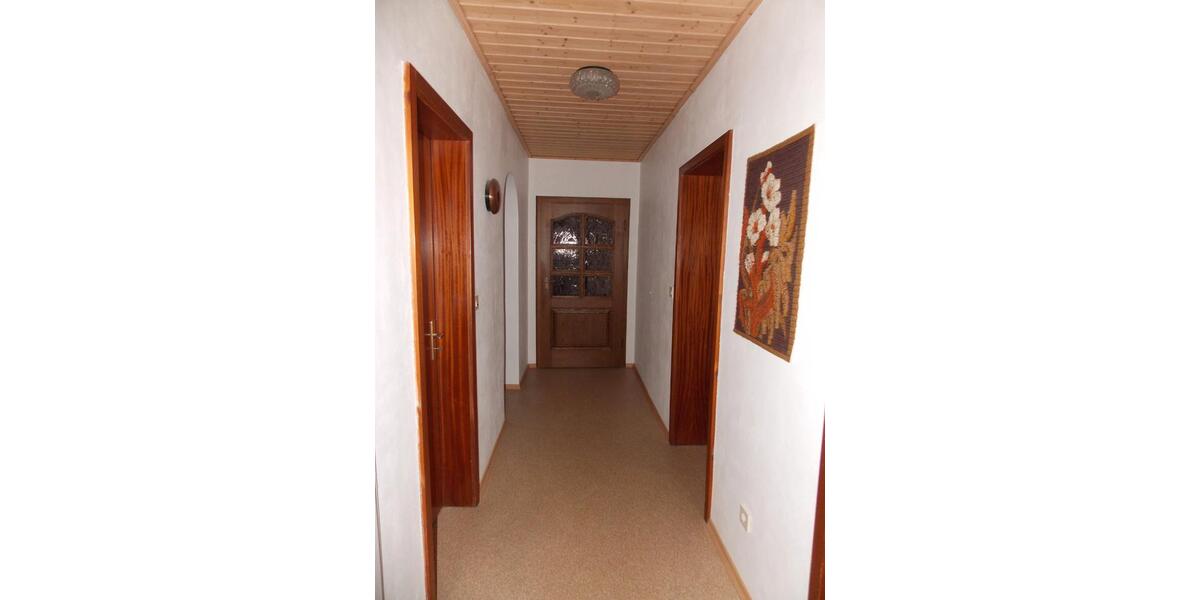 Erdgeschoßwohnung Ebersdorf bei Coburg - 2 Zimmer, 65 m&sup2;, 600&euro; | Angebot:26589171