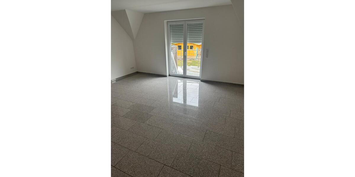 Etagenwohnung Kirchlengern - 2 Zimmer, 120 m&sup2;, 1.300&euro; | Angebot:24384064