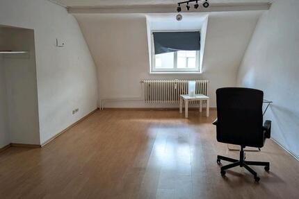 Wohnung Saarbrücken - 3 Zimmer, 120 m&sup2;, 910&euro; | Angebot:25236911