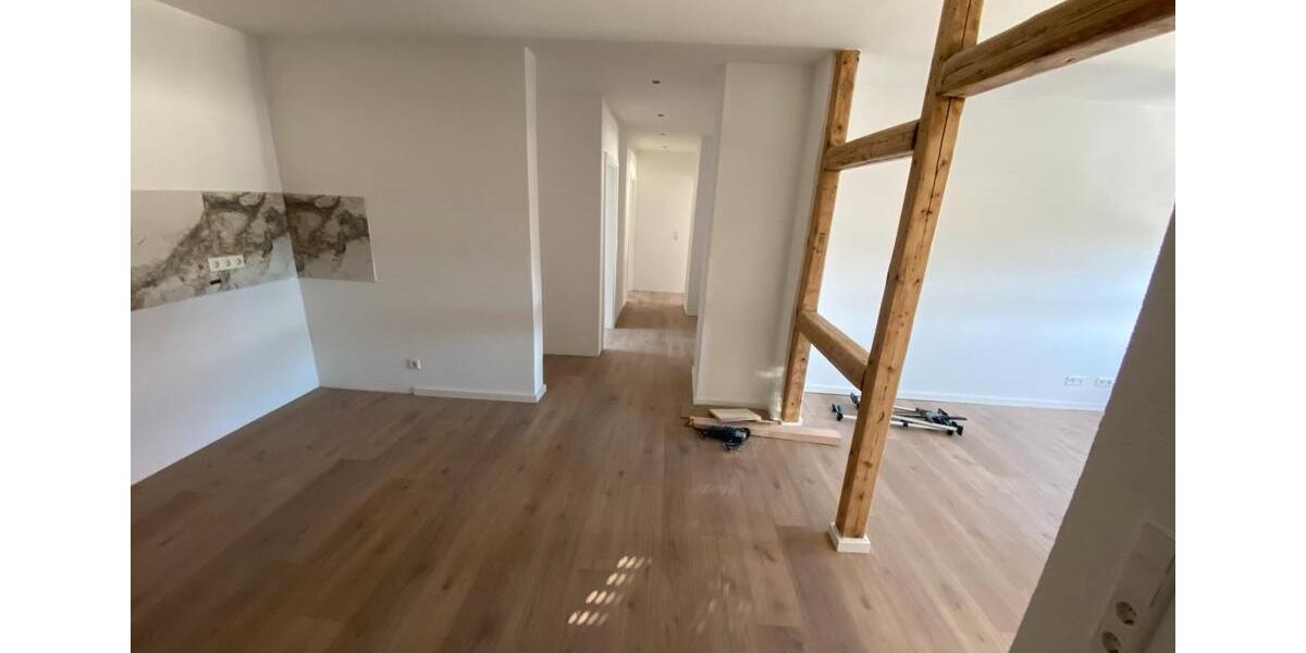 Etagenwohnung Ennepetal - 4 Zimmer, 94 m&sup2;, 893&euro; | Angebot:25061892