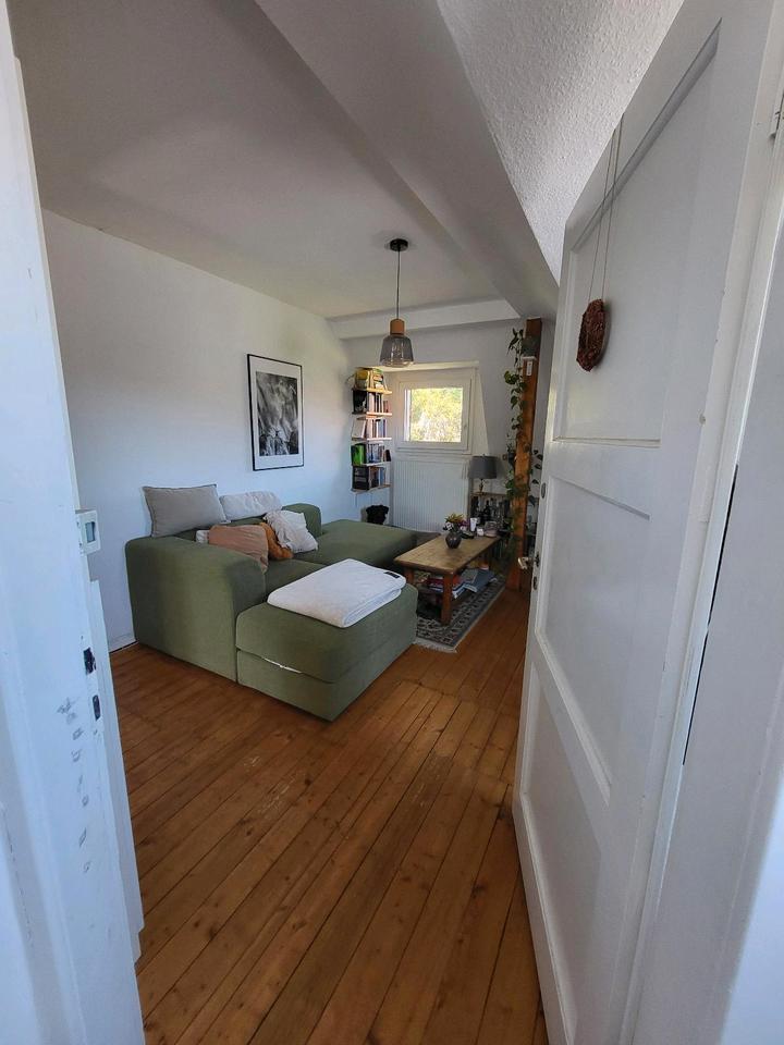 2,5 Zimmer EinliegerWohnung in toller Haus-WG