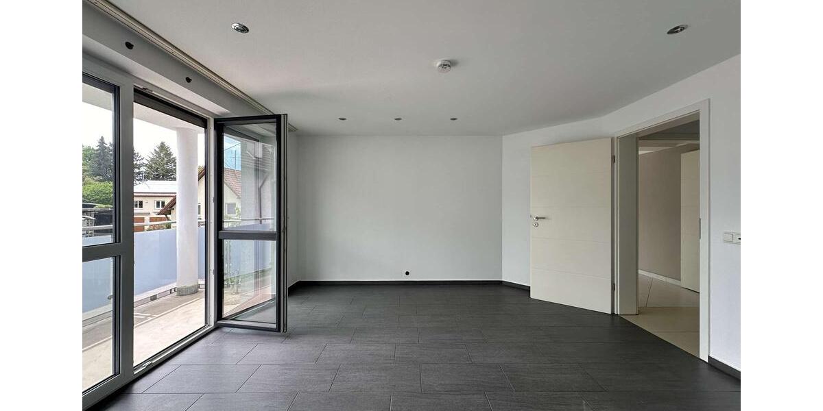 Etagenwohnung Friedberg - 3 Zimmer, 118 m&sup2;, 1.700&euro; | Angebot:26632572