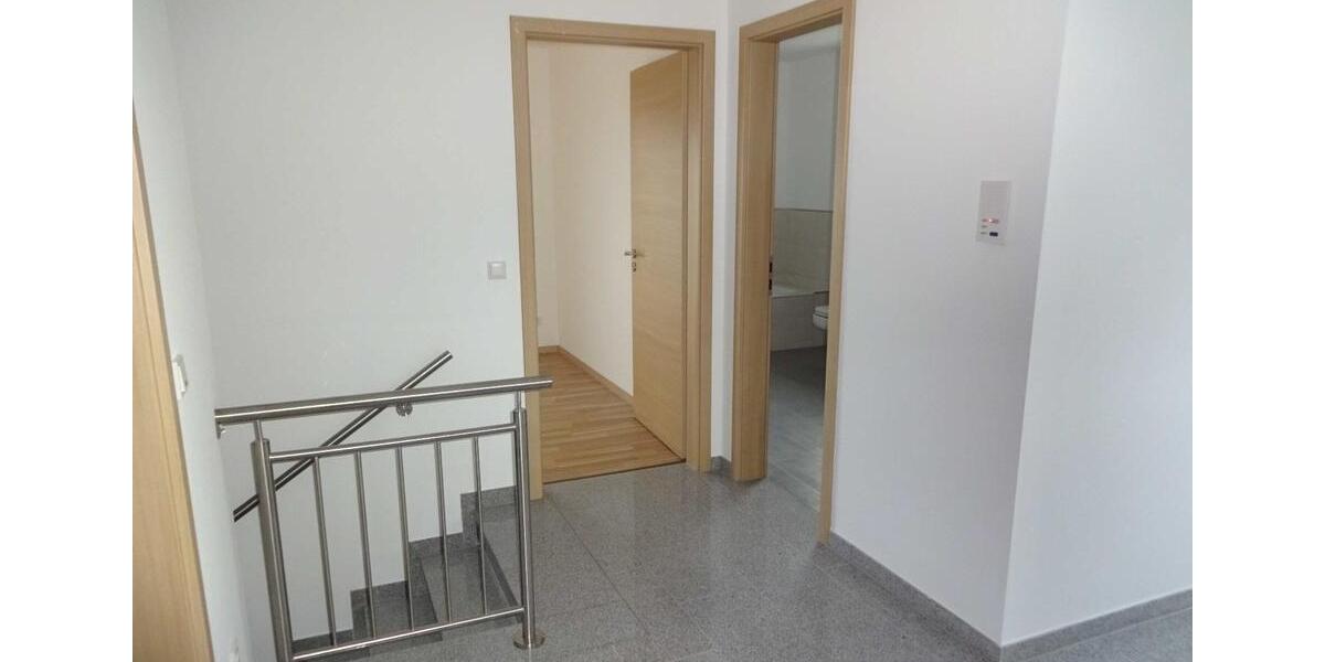 Einfamilienhaus Wittlich - 6 Zimmer, 186 m&sup2;, 1.560&euro; | Angebot:26262841