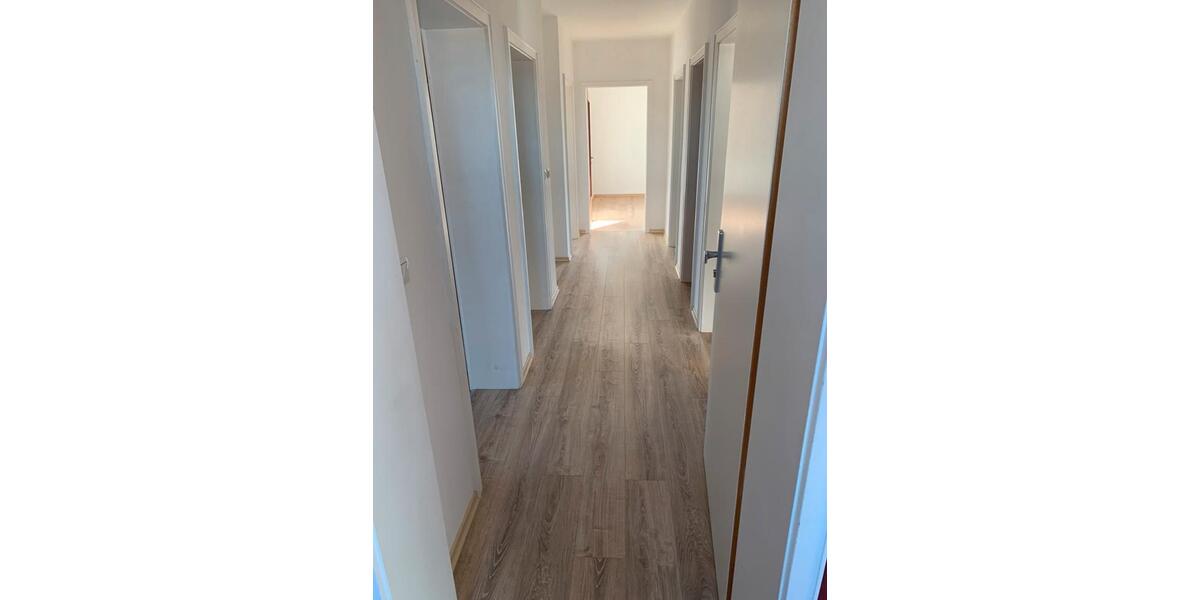 Etagenwohnung Günzburg - 4 Zimmer, 100 m&sup2;, 1.050&euro; | Angebot:26577655
