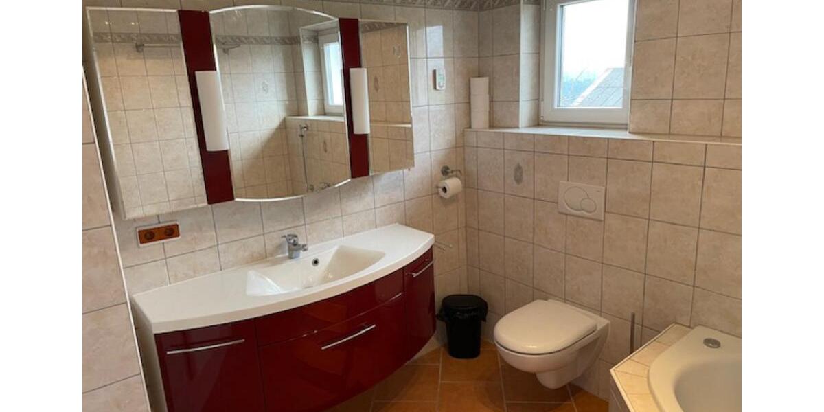 Wohnen auf Zeit Ludwigsstadt - 7 Zimmer, 200 m&sup2;, 20&euro; | Angebot:20416270