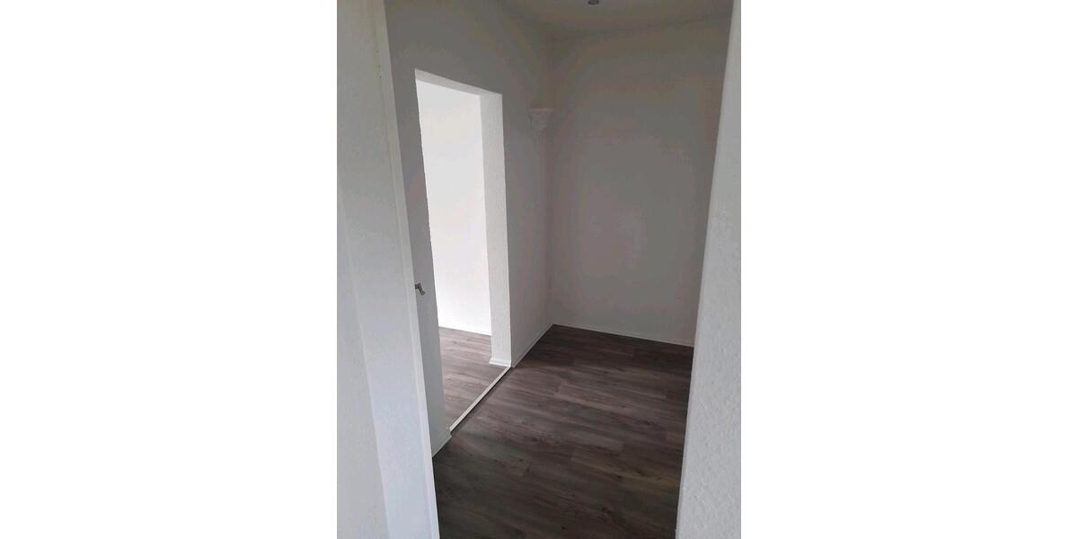 Maisonettenwohnung Leuna - 2 Zimmer, 75 m&sup2;, 525&euro; | Angebot:26089789
