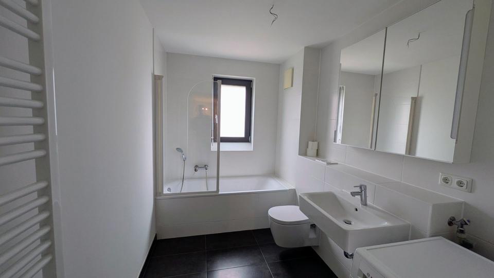 Etagenwohnung München Feldmoching-Hasenbergl - 4 Zimmer, 102 m&sup2;, 2.350&euro; | Angebot:26367725