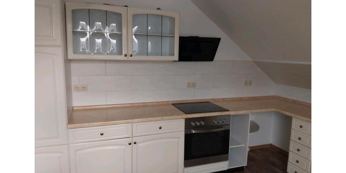 Etagenwohnung Freihung - 4 Zimmer, 90 m&sup2;, 700&euro; | Angebot:26089265