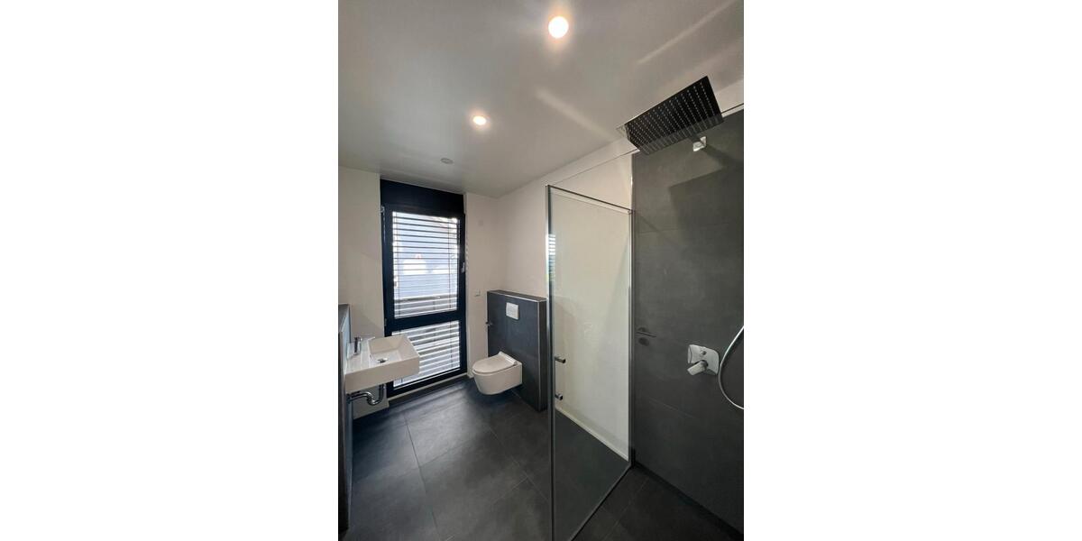 Maisonettenwohnung Siegen - 4 Zimmer, 175 m&sup2;, 1.900&euro; | Angebot:26531295