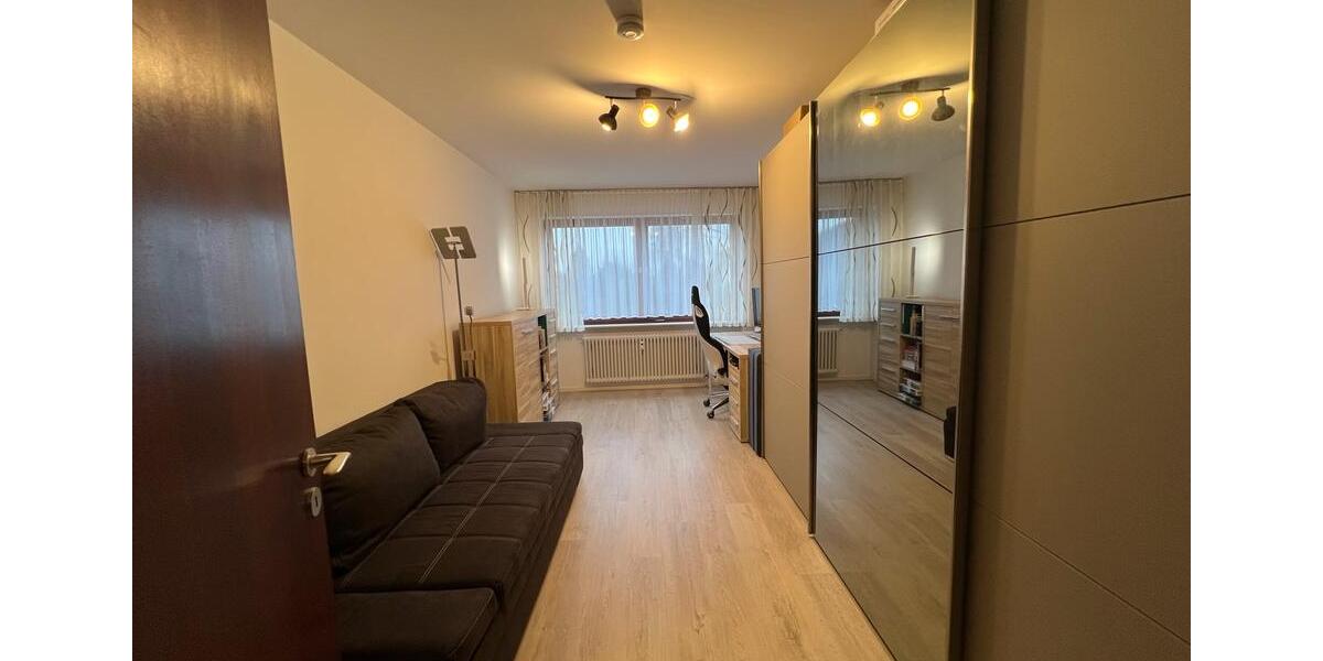 Etagenwohnung Pforzheim Dillweißenstein - 3 Zimmer, 90 m&sup2;, 1.250&euro; | Angebot:24631778