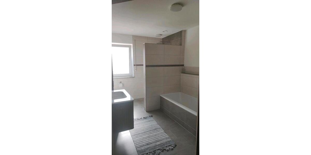 Etagenwohnung Ehekirchen - 3 Zimmer, 74 m&sup2;, 750&euro; | Angebot:26000220