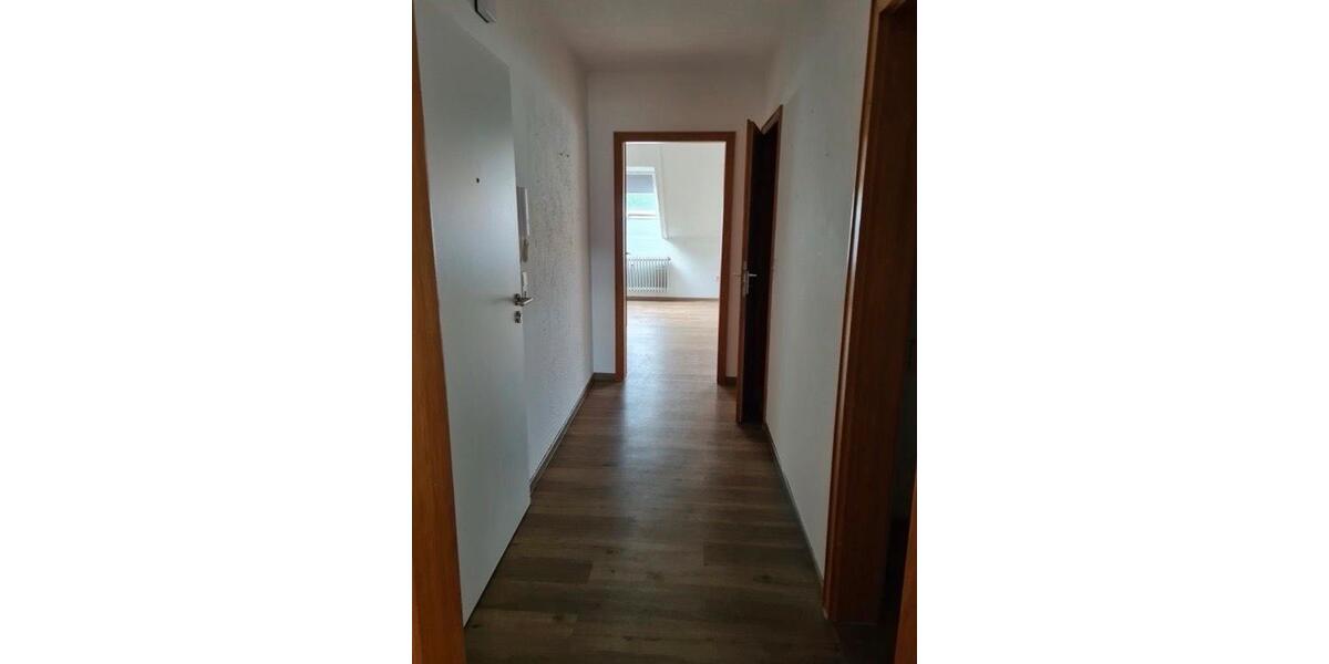 Dachgeschoßwohnung Bad Driburg - 2 Zimmer, 61 m&sup2;, 395&euro; | Angebot:25257669