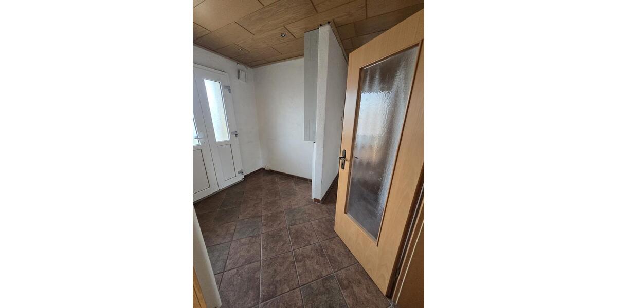 Etagenwohnung Jerichow - 6 Zimmer, 198 m&sup2;, 1.300&euro; | Angebot:26561573