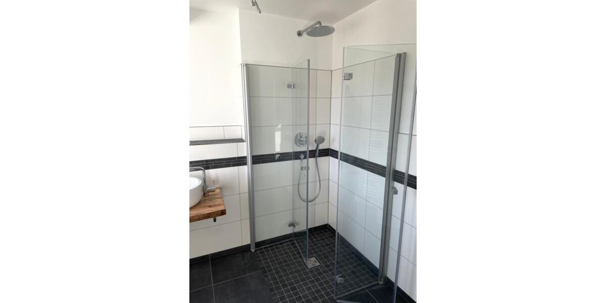 Maisonettenwohnung Pößneck - 3 Zimmer, 165 m&sup2;, 1.000&euro; | Angebot:24846772