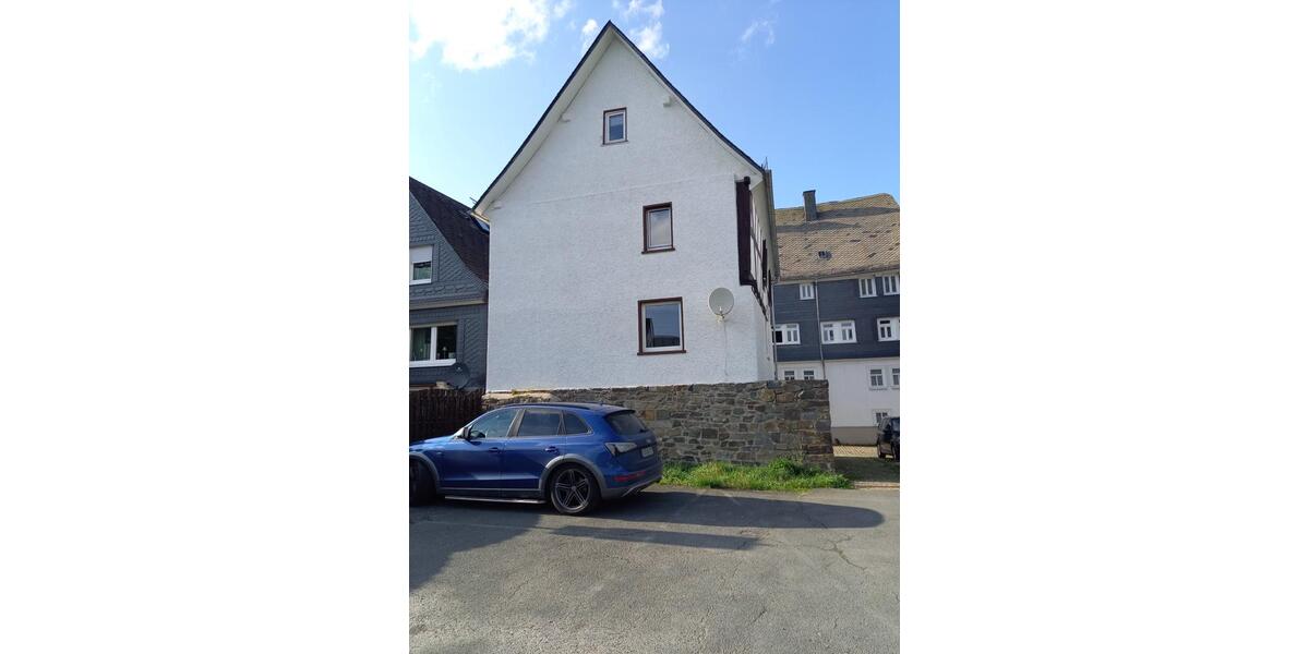 Einfamilienhaus Bad Laasphe - 4 Zimmer, 117 m&sup2;, 850&euro; | Angebot:26492605