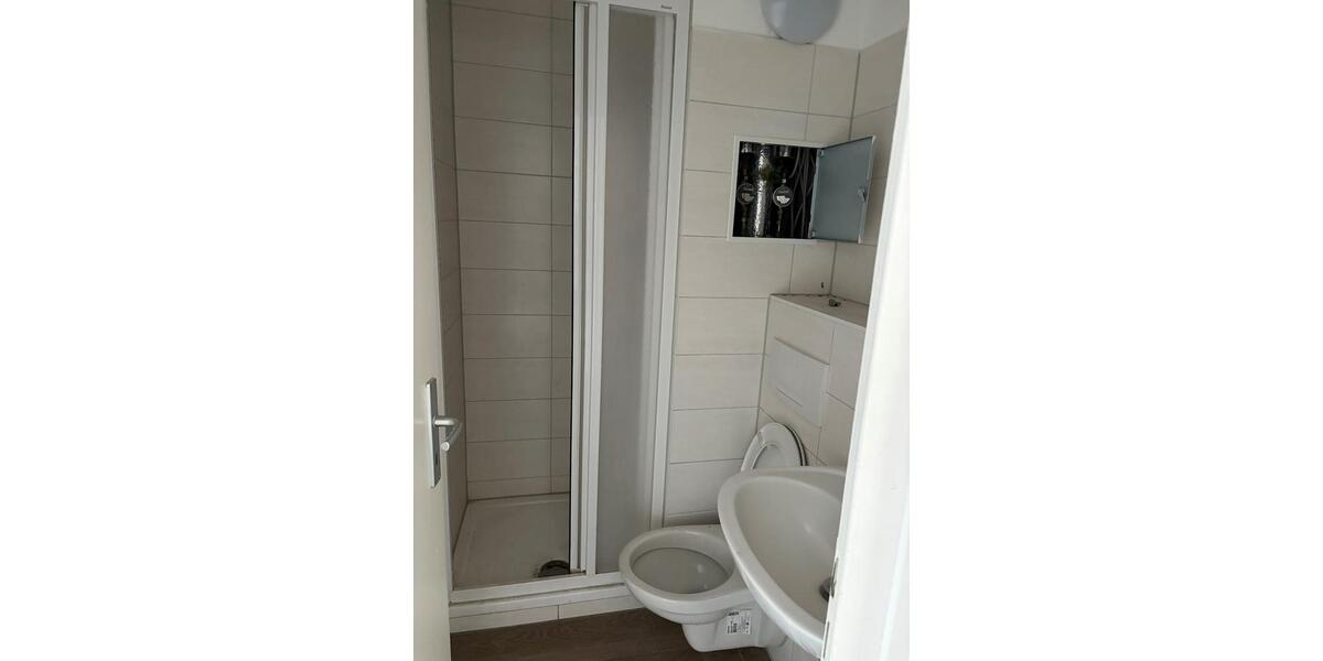 Etagenwohnung Neubrandenburg - 1 Zimmer, 24 m&sup2;, 280&euro; | Angebot:25975622