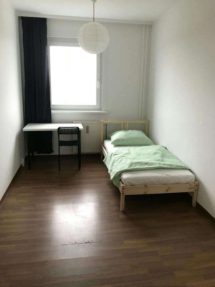 WG-Zimmer in Berlin 630 € 11 m² zimmer