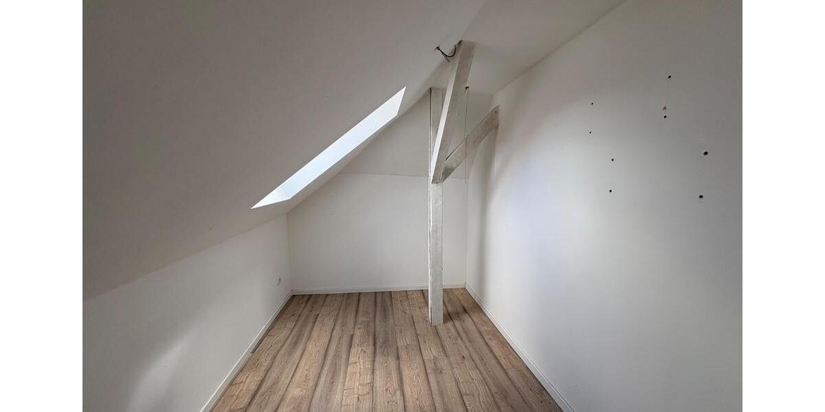Dachgeschoßwohnung Spenge - 2 Zimmer, 70 m&sup2;, 600&euro; | Angebot:26645564
