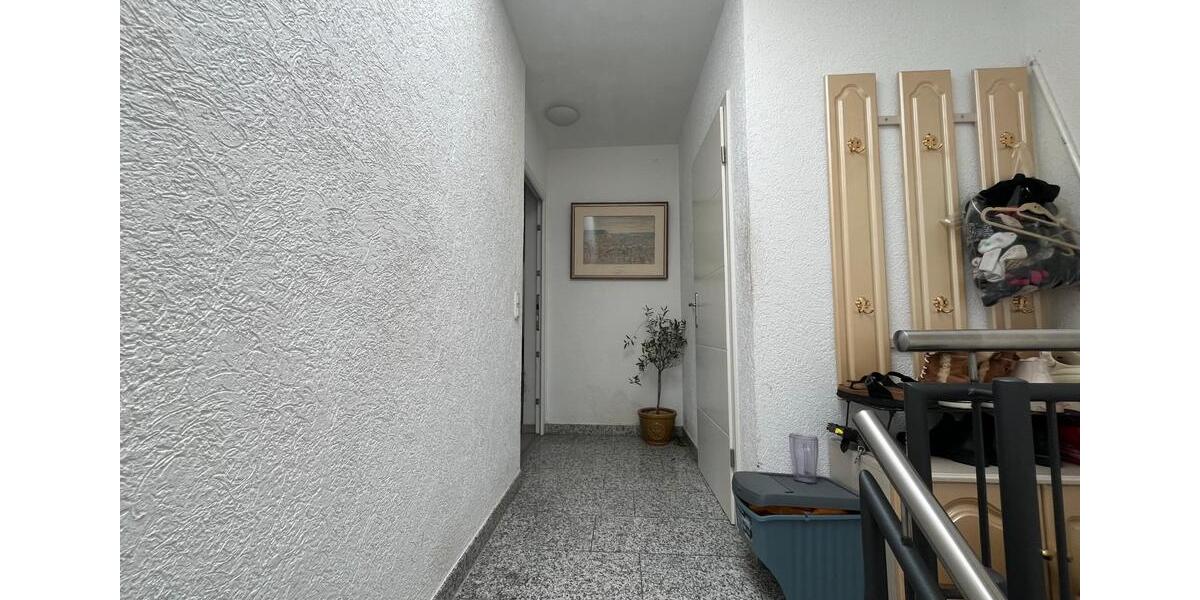 Einfamilienhaus Bodenheim - 4 Zimmer, 125 m&sup2;, 1.700&euro; | Angebot:26375454
