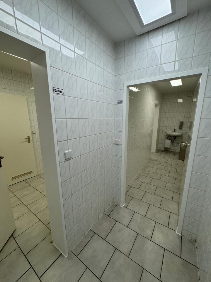 Vielseitiger Gewerberaum: 343,66 qm Halle in Zossen