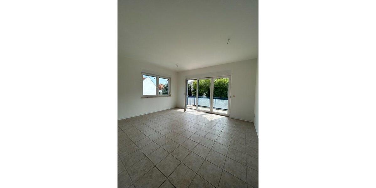 Etagenwohnung Bernburg (Saale) - 2 Zimmer, 62 m&sup2;, 400&euro; | Angebot:26660645