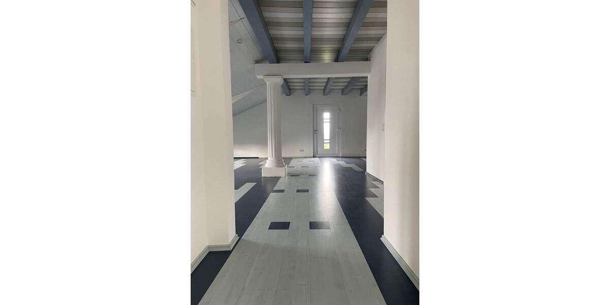 Etagenwohnung Oberderdingen Flehingen - 3 Zimmer, 120 m&sup2;, 1.100&euro; | Angebot:24780814