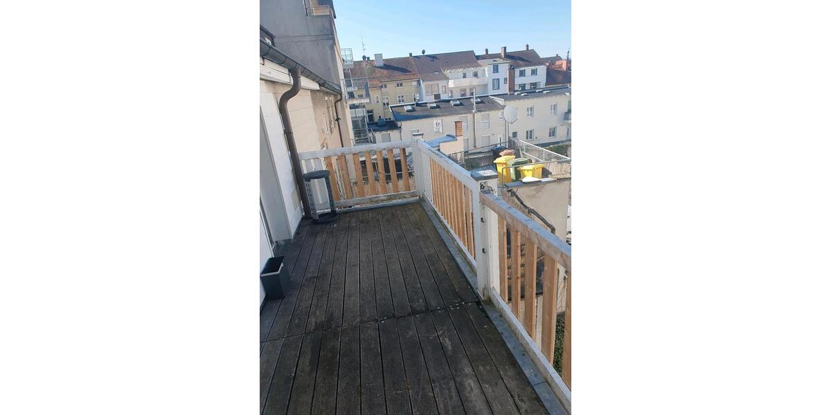 Wohnen auf Zeit Freiburg im Breisgau - 4 Zimmer, 12 m&sup2;, 350&euro; | Angebot:26671228