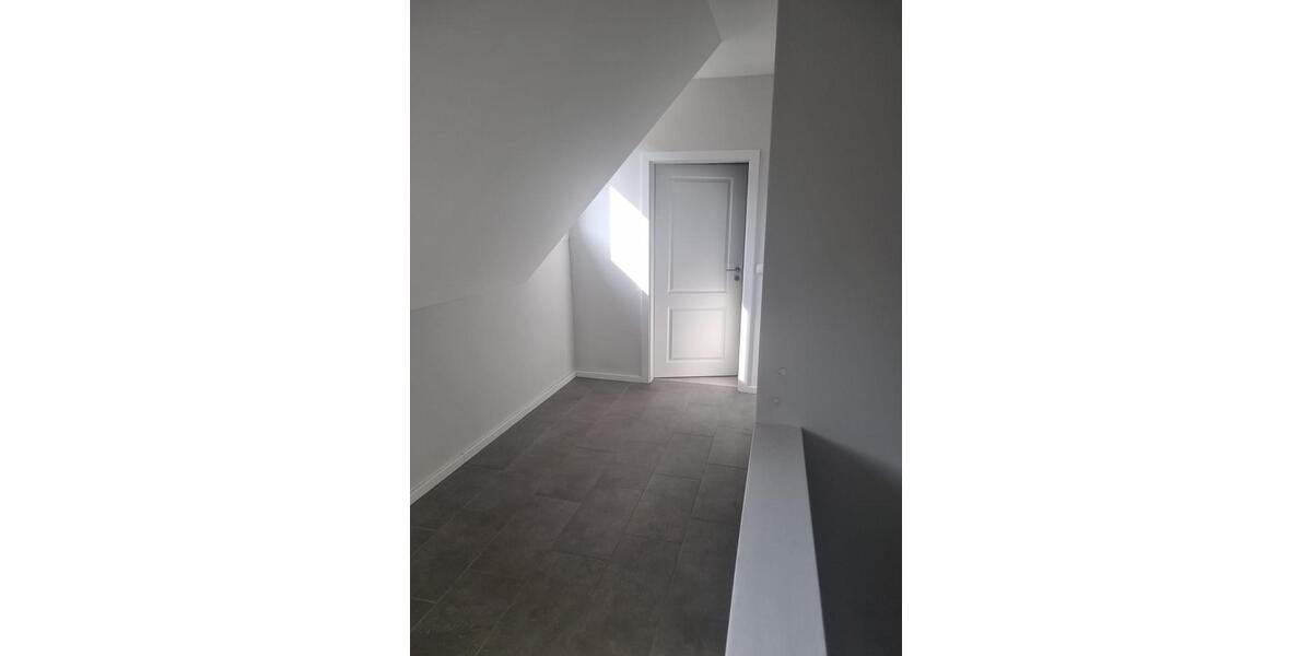Doppelhaushälfte Neuenhaus - 4 Zimmer, 100 m&sup2;, 1.280&euro; | Angebot:26550062