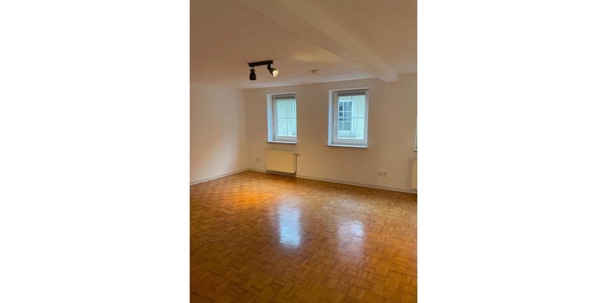 Etagenwohnung Schwäbisch Hall - 3 Zimmer, 84 m&sup2;, 1.220&euro; | Angebot:26034143