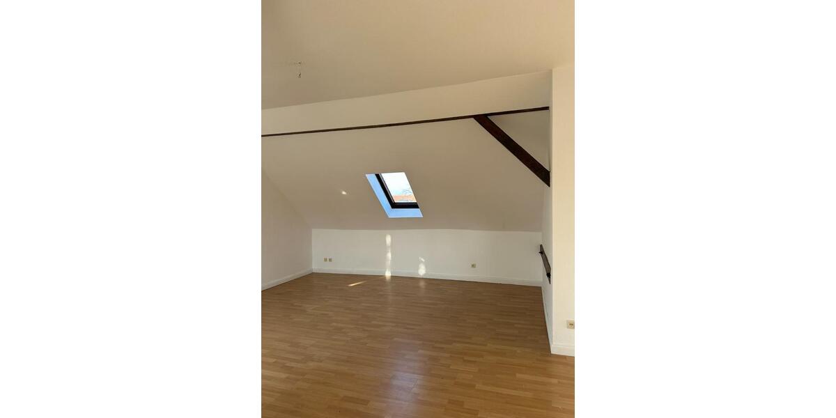 Dachgeschoßwohnung Braunschweig Wabe-Schunter-Beberbach - 3 Zimmer, 90 m&sup2;, 855&euro; | Angebot:25512150