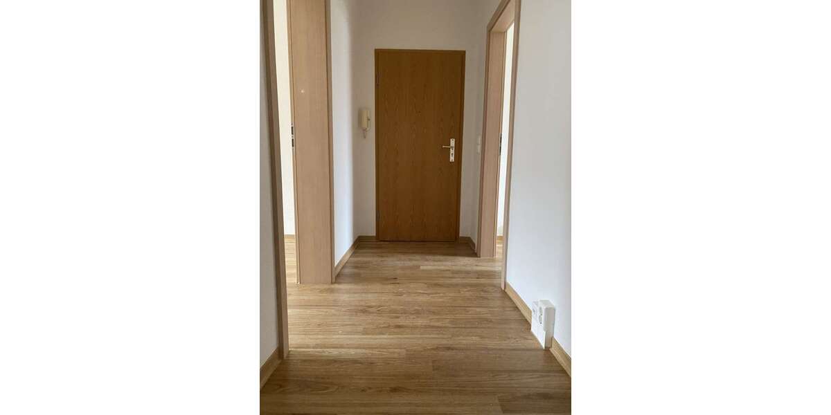 Etagenwohnung Oschersleben Oschersleben - 3 Zimmer, 66 m&sup2;, 350&euro; | Angebot:27111796